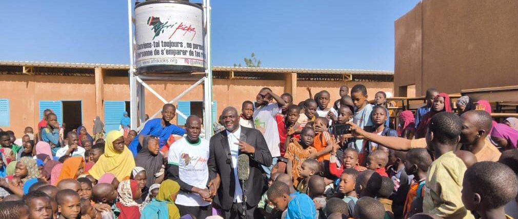 Afrikicks And Black Lives Matter Inaugurate Water Wells, Donate School Furniture, Food In Niger