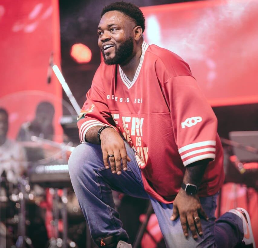 Thousands worship at Kofi Owusu Peprah Live 2026 in New Dawhenya